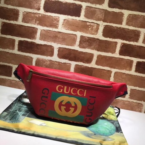 Gucci Geantă de buzunar din piele de vițel A493869 Roșu