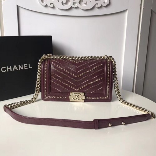 Geantă BOY CHANEL Piele de vițel șifonată, metal auriu A67086 Burgundy
