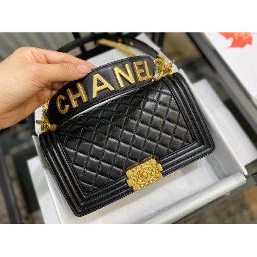 Geantă cu clapă BOY CHANEL A67086 neagră