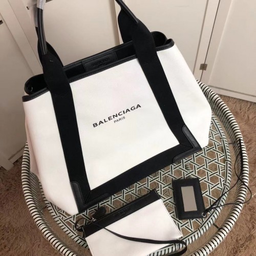 Geantă de pânză Balenciaga B8989 Albă