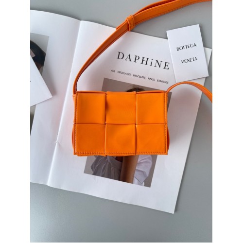 Casetă de bomboane Bottega Veneta 666688 portocalie