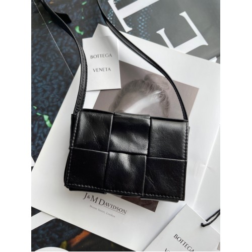 Casetă pentru bomboane Bottega Veneta A666688 neagră