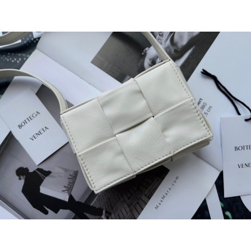 Bottega Veneta Casetă de bomboane A666688 cremă