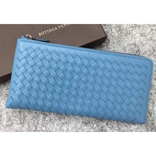 Clutch Bottega Veneta Intrecciato din piele BV144077 SkyBlue