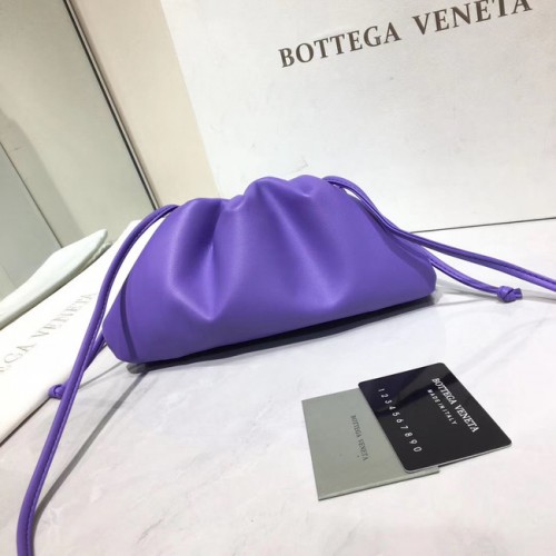 Geantă de umăr moale Bottega Veneta Nappa din piele de miel 98057 violet