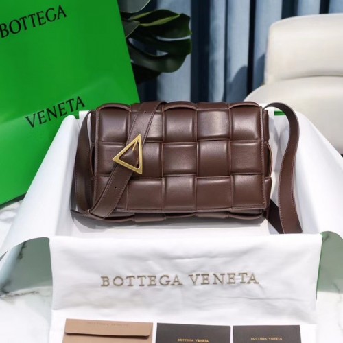 Bottega Veneta GEANTĂ CASETĂ CU CAPSULE 591970 FONDANT