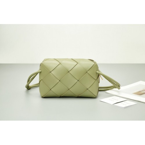 Geantă mică pentru cameră cu casetă Bottega Veneta 709417 verde