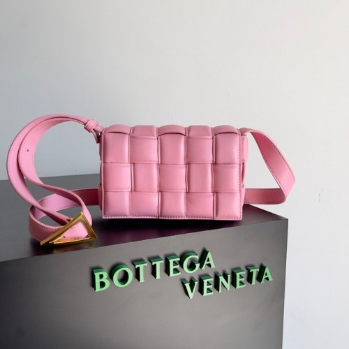 Bottega Veneta Casetă mică căptușită 717506 roz