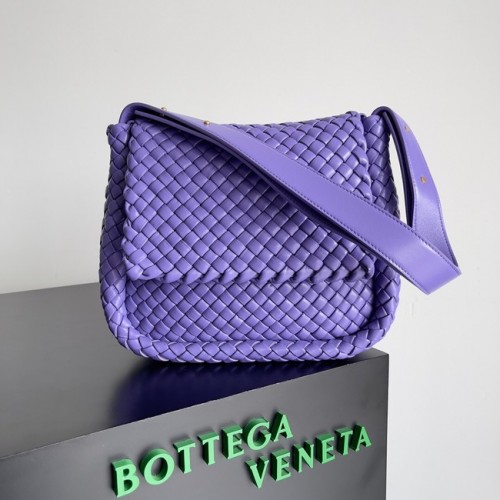 Bottega Veneta Geantă mică de umăr din piele intreccio căptușită 709418 Mov