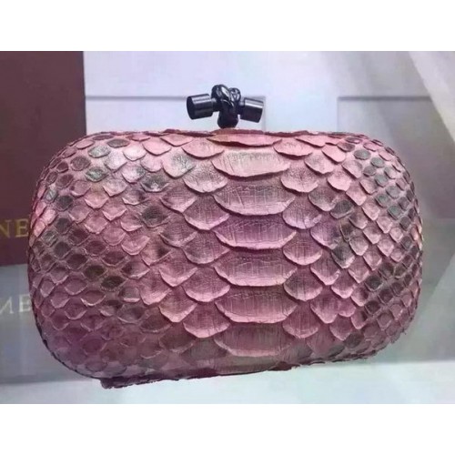 Geantă de mână Bottega Veneta din piele cu model șarpe BV8653 roz