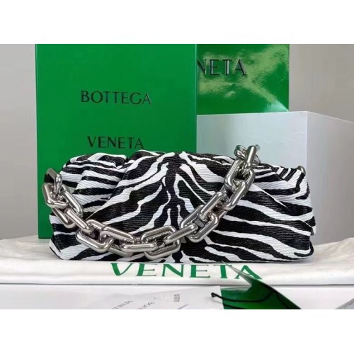 Bottega Veneta PUNGĂ CU LANȚ 620231 Alb și Negru