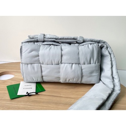 Bottega Veneta Nylon 591977 Gri Deschis