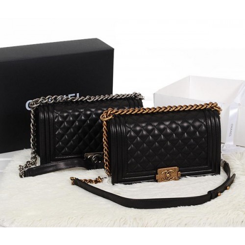 Geantă de umăr Chanel A67086 neagră cu clapă pentru băieți, piele de vițel originală