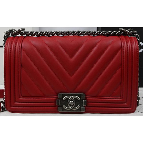 Geantă Chanel Flap Bag pentru băieți, piele de vițel, matlasată cu chevron, A67025, roșie