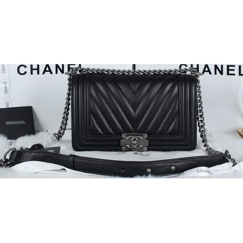Geantă Chanel Flap Bag Boy din piele de oaie cu model Chevron, A66034, neagră