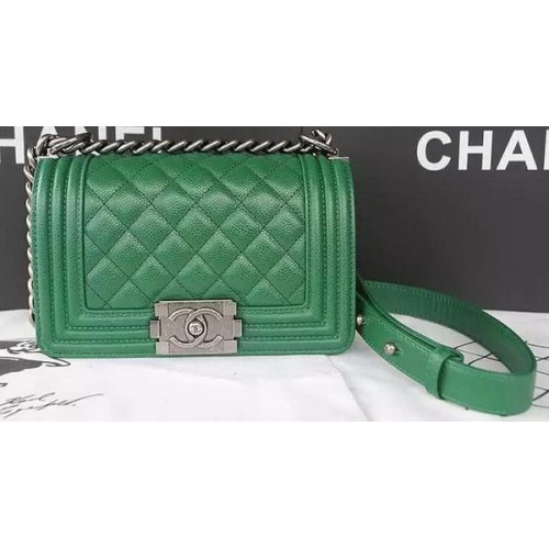Geantă de umăr Chanel Flap Boy din piele Caviar A67085 Verde