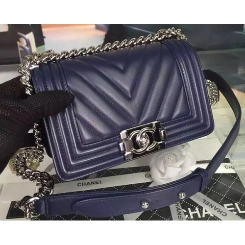 Geantă Chanel mini cu clapă pentru băieți, piele nubuck Chevron originală A5707 Royal