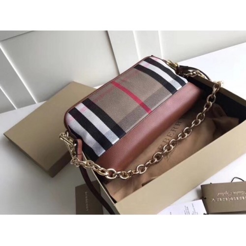 Geantă Burberry din piele de vițel 41711 maro