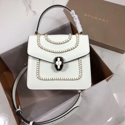 Geantă mică crossbody din piele Bvlgari Serpenti Forever B286999 albă