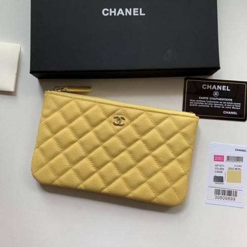 Geantă de mână CHANEL 19 Caviar Original din piele AP1060 galbenă