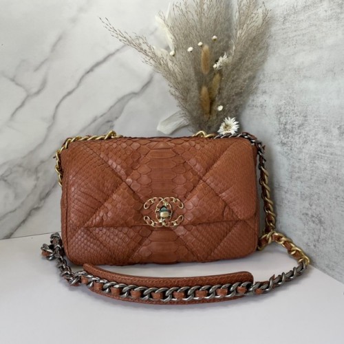 Geantă CHANEL 19 Flap Bag Originală din piele de șarpe cu clapă AS1160 Camel