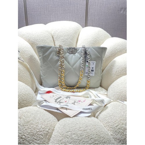 CHANEL 19 SAC DE CUMPĂRĂTURI 3660 gri deschis