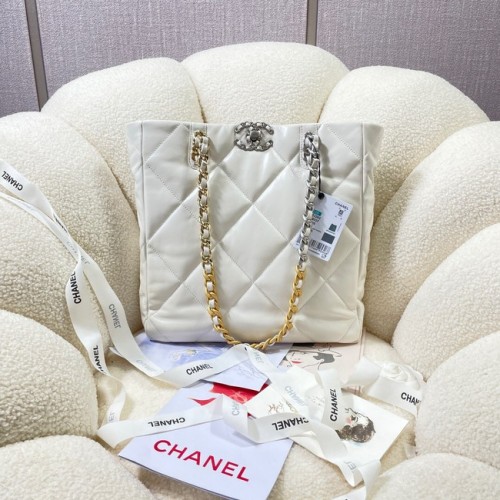 CHANEL 19 SAC DE CUMPĂRĂTURI AS3519 alb