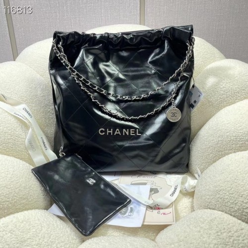 Geantă Chanel 22 din piele de vițel strălucitoare, metal argintiu AS3262 negru