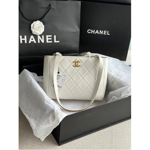 CHANEL Piele de vițel, metal auriu AS3508 alb