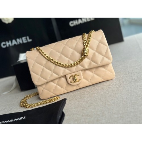 Geantă Chanel cu clapă, piele de miel, metal auriu AS3609 caisă