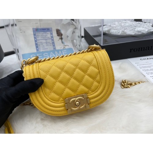 CHANEL MESSENGER BAG MINI BOY AS3351 galben