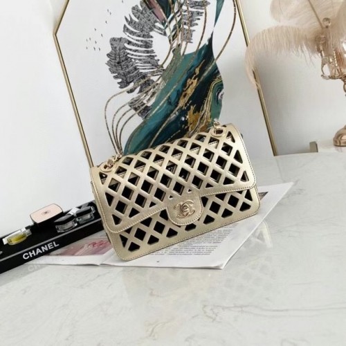 Geantă mini cu clapă CHANEL AS2370 aurie