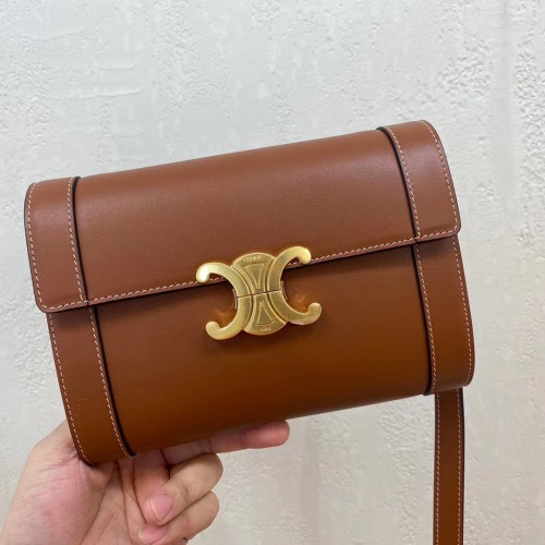 Geantă Celine TEEN TRIOMPHE din piele de vițel strălucitoare 195263 maro