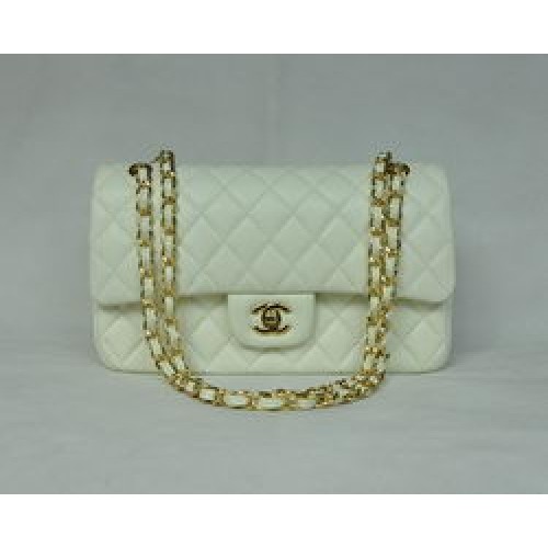 Geantă Chanel Classic Flap 1112 din piele bej, cu accesorii aurii