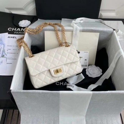 Geantă Chanel 2.55 din piele de vițel cu clapă A37586 albă
