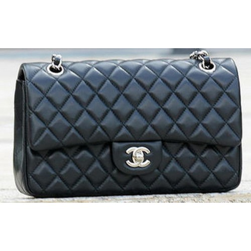 Geantă Chanel 2.55 Series Flap din piele de oaie neagră A1112 argintie
