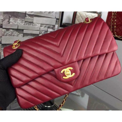 Geantă Chanel 2.55 Series Flap Bag, piele de miel Chevron, culoare Burgundy, A5023, auriu