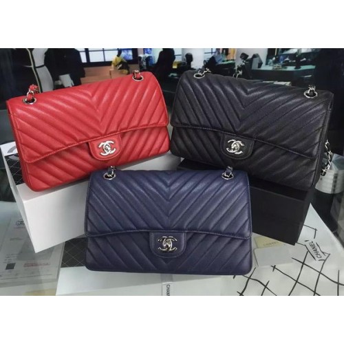 Geantă Chanel seria 2.55 Flap Bag Chevron Caviar Leather V8023