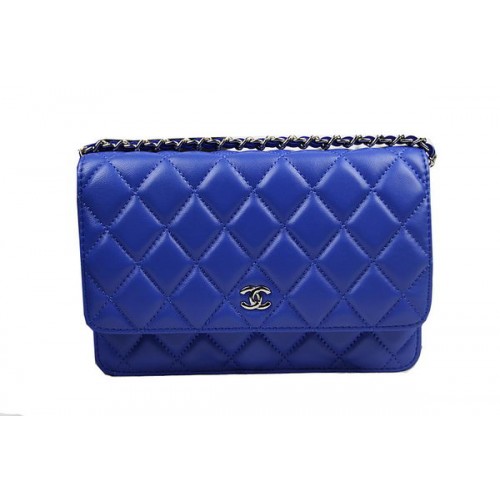 Geantă mini cu clapă Chanel CHA33814 albastră originală din piele de oaie, argintie