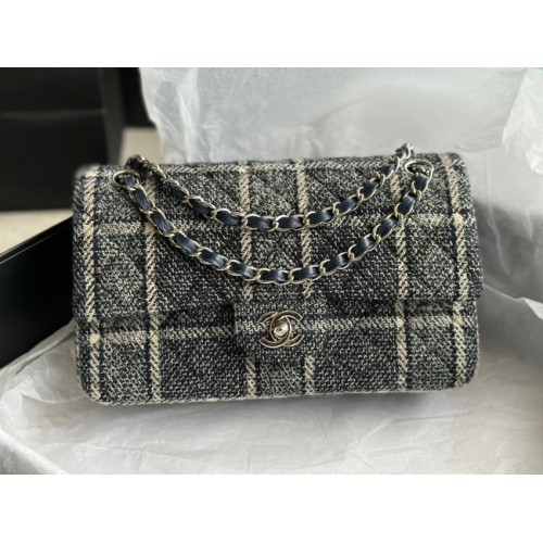 Chanel CLASSIC GEANTĂ A01112-4