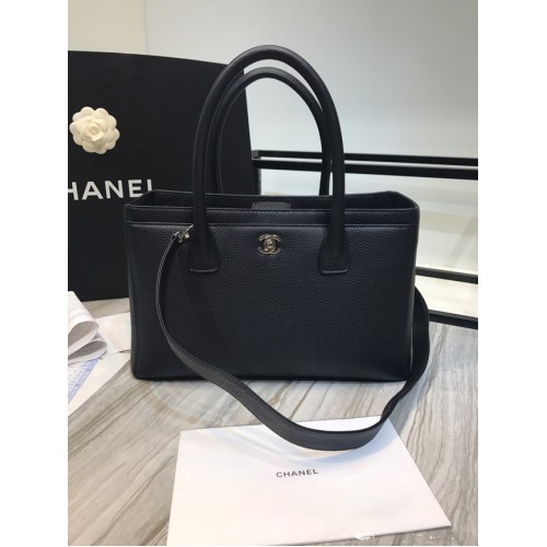 Ceas Chanel Calfskin din metal argintiu A91868 negru