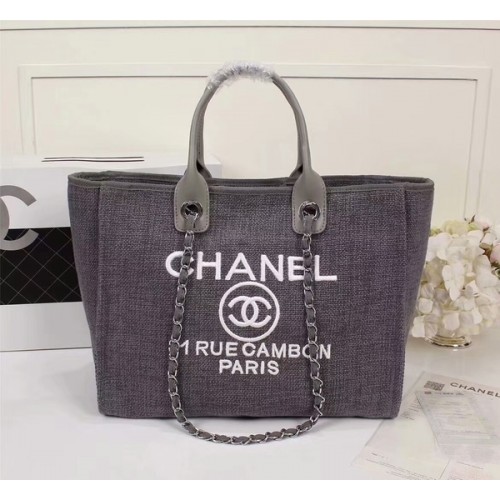 Geantă de cumpărături Chanel din piele canvas 68047A