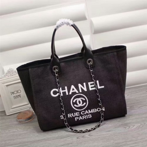 Geantă de cumpărături Chanel din piele canvas 68047C