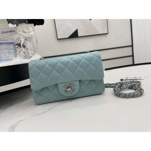 Geantă Chanel Classic Flap, piele de oaie originală A1116, albastru deschis și argintiu, metal