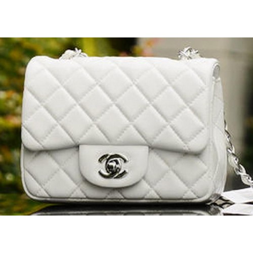 Geantă Chanel Classic MINI cu clapă, piele de oaie albă A37585 argintie