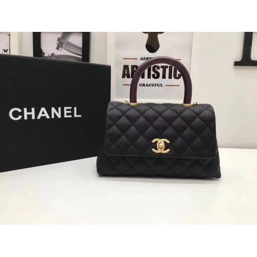 Geantă Chanel Classic Top Handle neagră, model Cannage, A92290, aurie