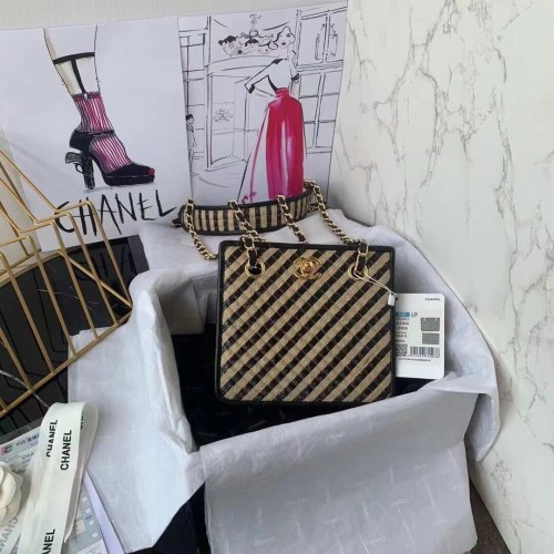 Geantă Chanel cu șnur din fir de iută din rafie, metal auriu, negru, bej, AS2421