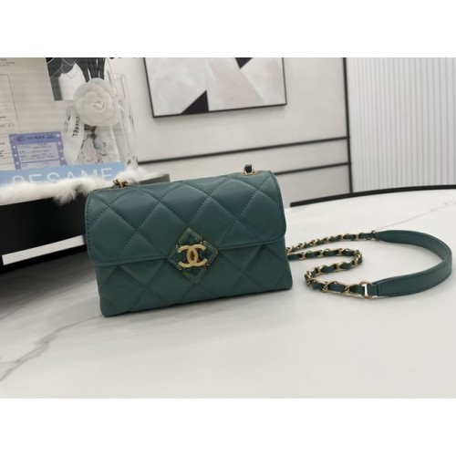 Geantă de umăr Chanel cu clapă din piele de miel AS2556 verde