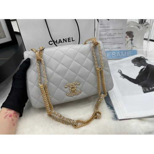 Geantă de umăr Chanel cu clapă din piele de miel AS2976 gri deschis