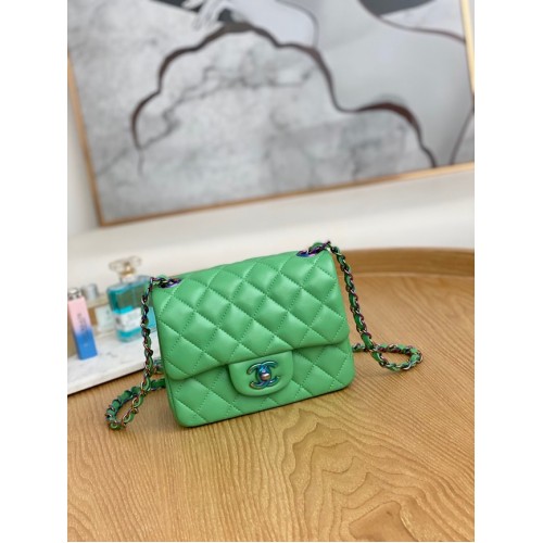 Geantă de umăr Chanel Flap Mirage din piele de miel AS1115 verde